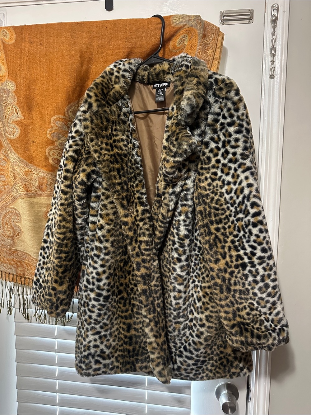 Hot Topic Leopard Print Faux Fur Teddy Coat in Brown and Black